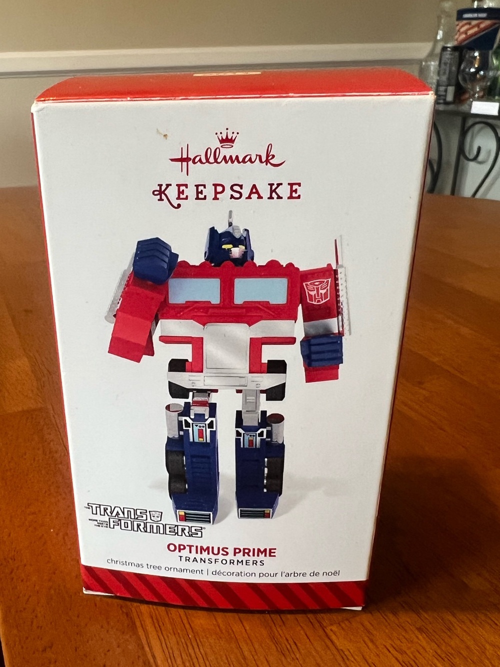 Hallmark keepsake Optimus Prime Ornament in Red, Blue & White (new)